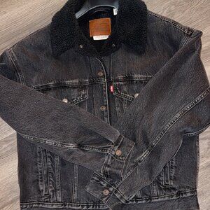 Levi's Sherpa Lined Denim Jacket - S